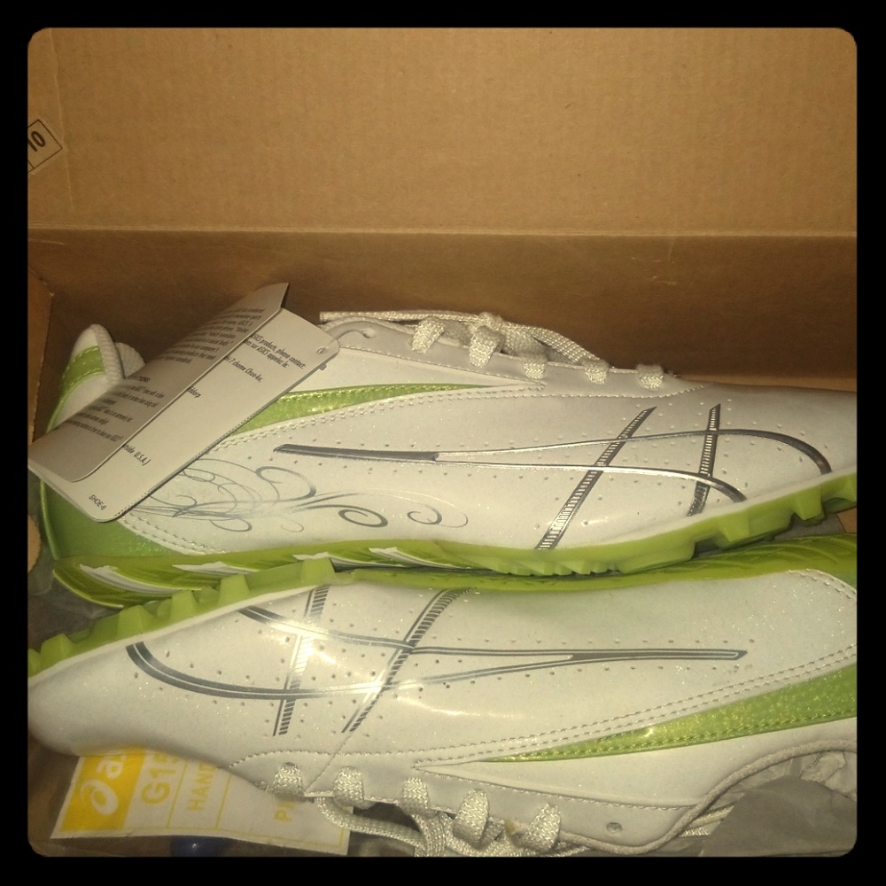 Asics Cleet Shoes size 7
